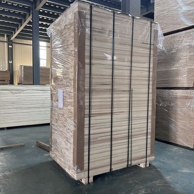 2440x1220 or Customized E0 Glue Solid Wood Board Poplar Grade AA Customized Size