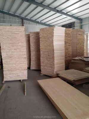 Customizable Solid Pine Wood Board with Traditional Design Style and AB Wood Grade