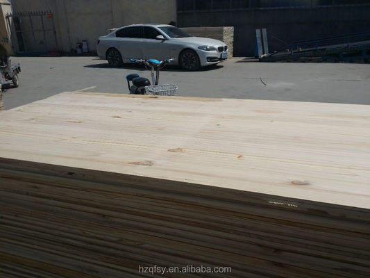 8-12% Moisture Content Pine Board from Zealand for Customization and Eco-Friendly