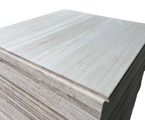 Customerized Size Paulownia Wood Finger Joint Board with Solid Wood in Natural Color
