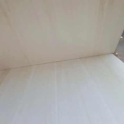 Customerized Size Paulownia Wood Finger Joint Board with Solid Wood in Natural Color