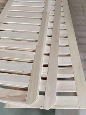 100-1220mm Width Solid Wood Bed Frame with Customized Thickness and Poplar Wood Slats