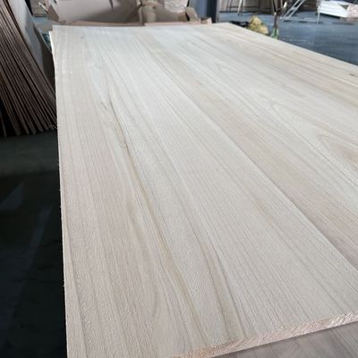 Home AA Lumber Panel Made of Paulownia Wood for Natural Home Design in Natural Wood Finish