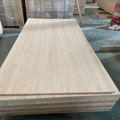 Solid Wood Panel Pine Timber Glue Joint Panel in Traditional Design 6-35mm Thickness