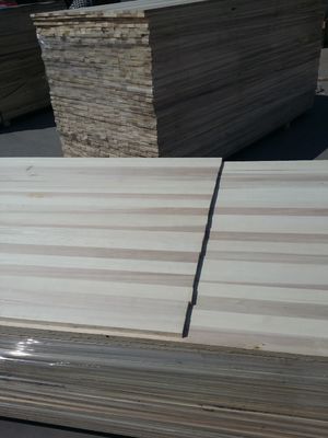 Poplar Solid Wood Lumber Board 4X8 with Online Technical Support and After-sale Service