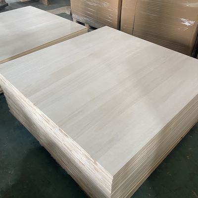 Poplar Solid Wood 4X8 Lumber Board For Project Solution Capability FSC Certified
