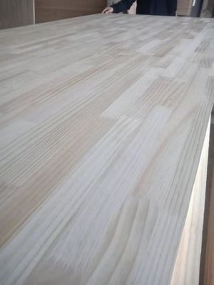 Smooth and Clean Radiata Pine Wood Finger Joint Board for Project Solution Capability