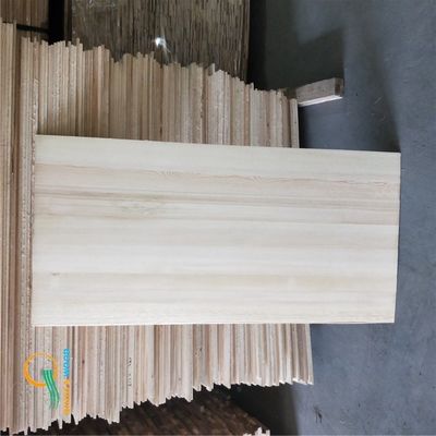 Workshop Essential Russian Pine Timber Lumber With Customizable Thickness