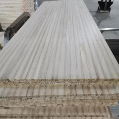 Malaysia Market 1500x480x12mm Customized Poplar Wood Snowboard with Natural Color
