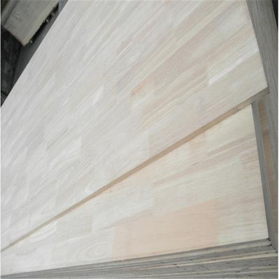 Eco Friendly Glue Used Grade Carbonized Yellow Rubber Finger Joint Hardwood Board