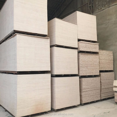 Contemporary Spruce Wood Board With Moisture Content 8-12% 1220*2440mm