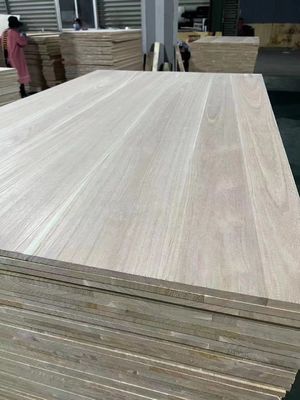 Modern Design Paulownia Solid Board Width 100-1220mm for Decorative Applications