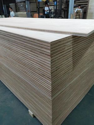 Modern Design Solid Wood 3 Layers Wood Panel for Furniture Project Solution Capability
