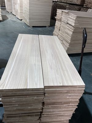 Customized Size Paulownia Solid Lumber Timber for in Natural Wood or Bleached Finish
