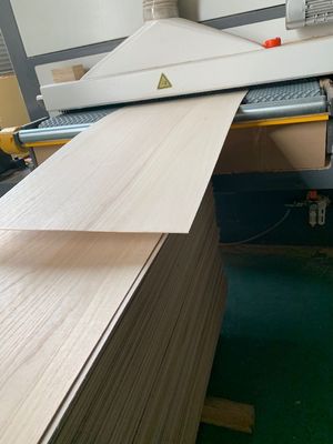 280-300kgs/cbm Density Solid Paulownia Wood After-sale Service of Return and Replacement