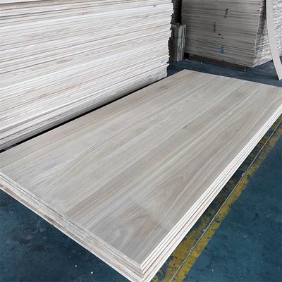 Modern Solid Wood Panels Paulownia Wood Board With Moisture Content 8%-12%
