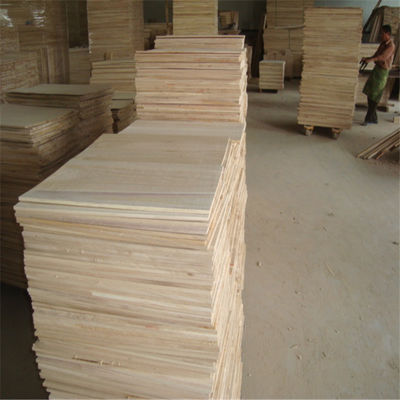 Moisture Content 8%-12% Paulownia Lumber Board For Contemporary Design